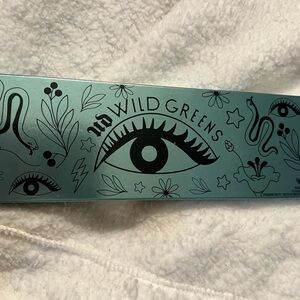 Urban Decay Earthy Neutrals Eyeshadow Palette